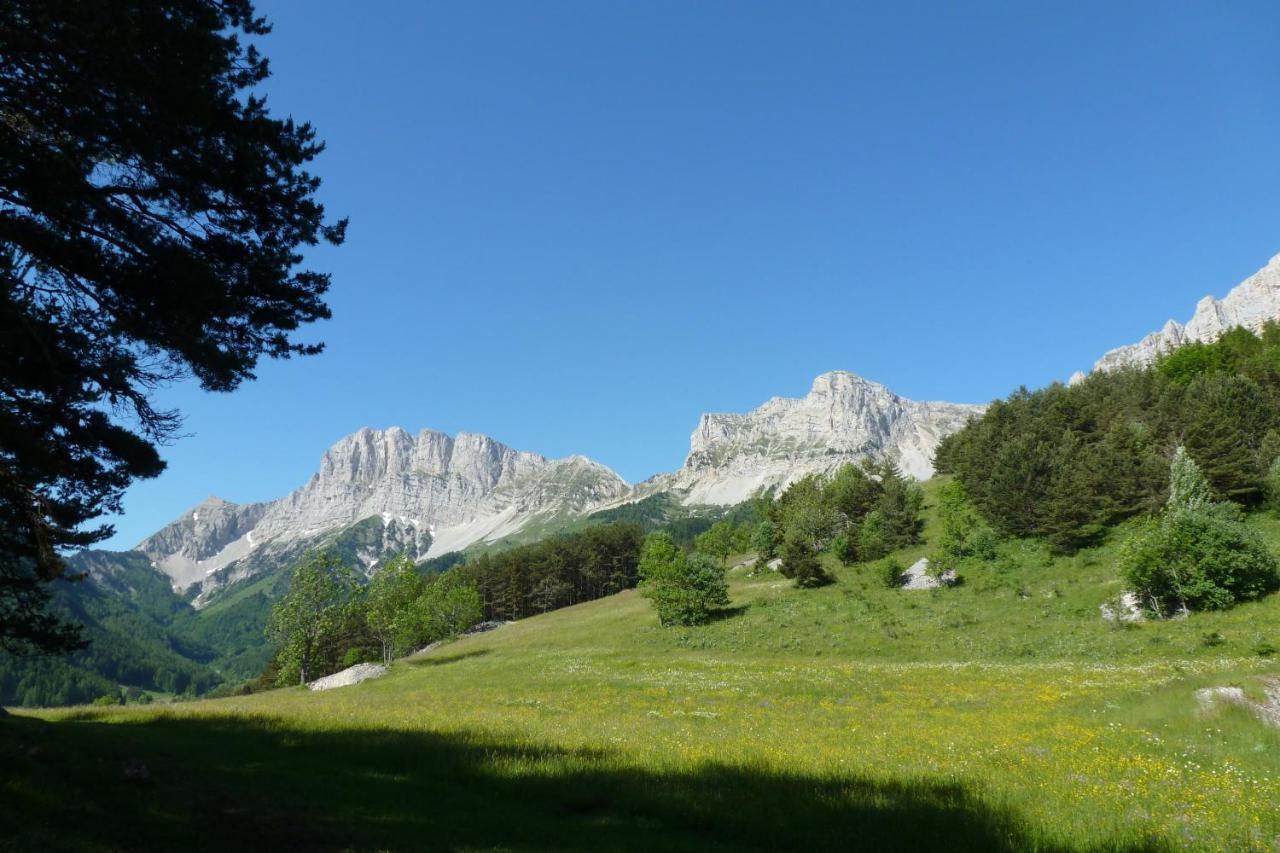 Hotel Le Chalet Gresse-en-Vercors Eksteriør billede